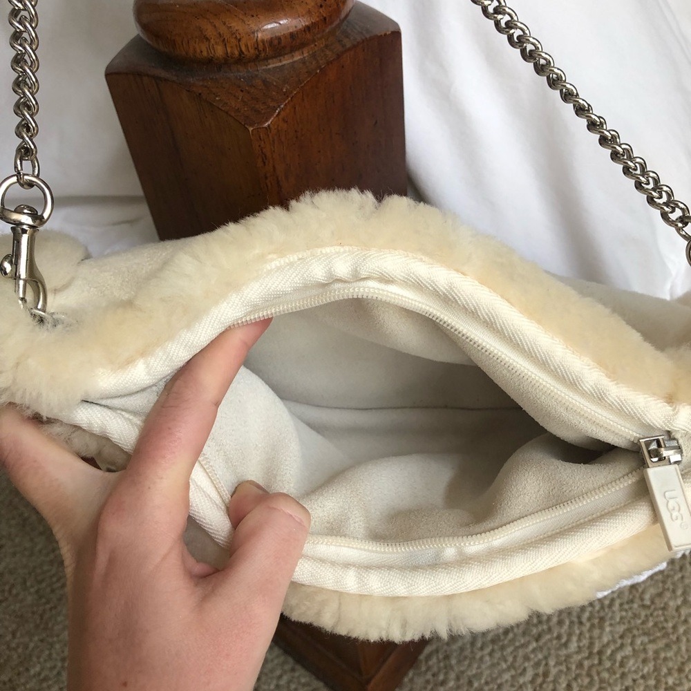 Ugg Muff Purse - Picture 3 of 4